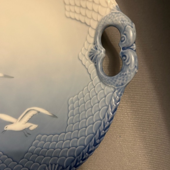 Bing & Grondahl Double Handled Blue & White Porcelain 10” Plate for Serving - Picture 7 of 9